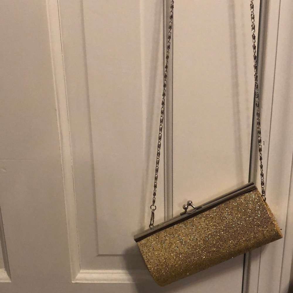 Gold clutch